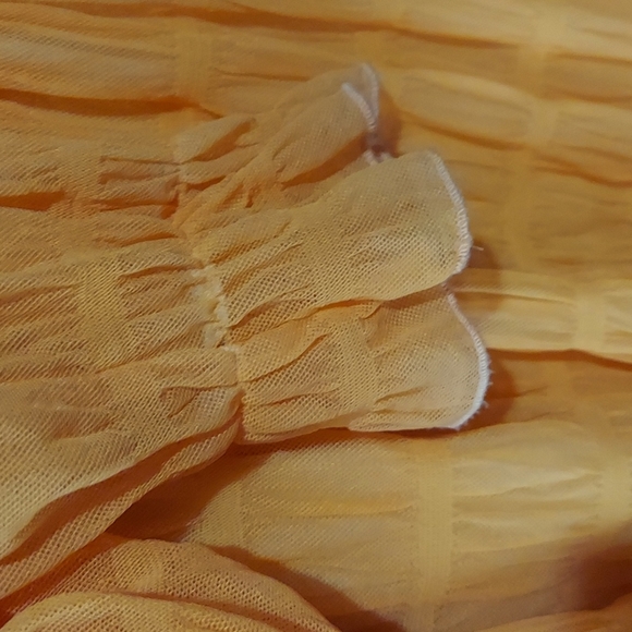 Tops 5 for $20 - Picture 6 of 16